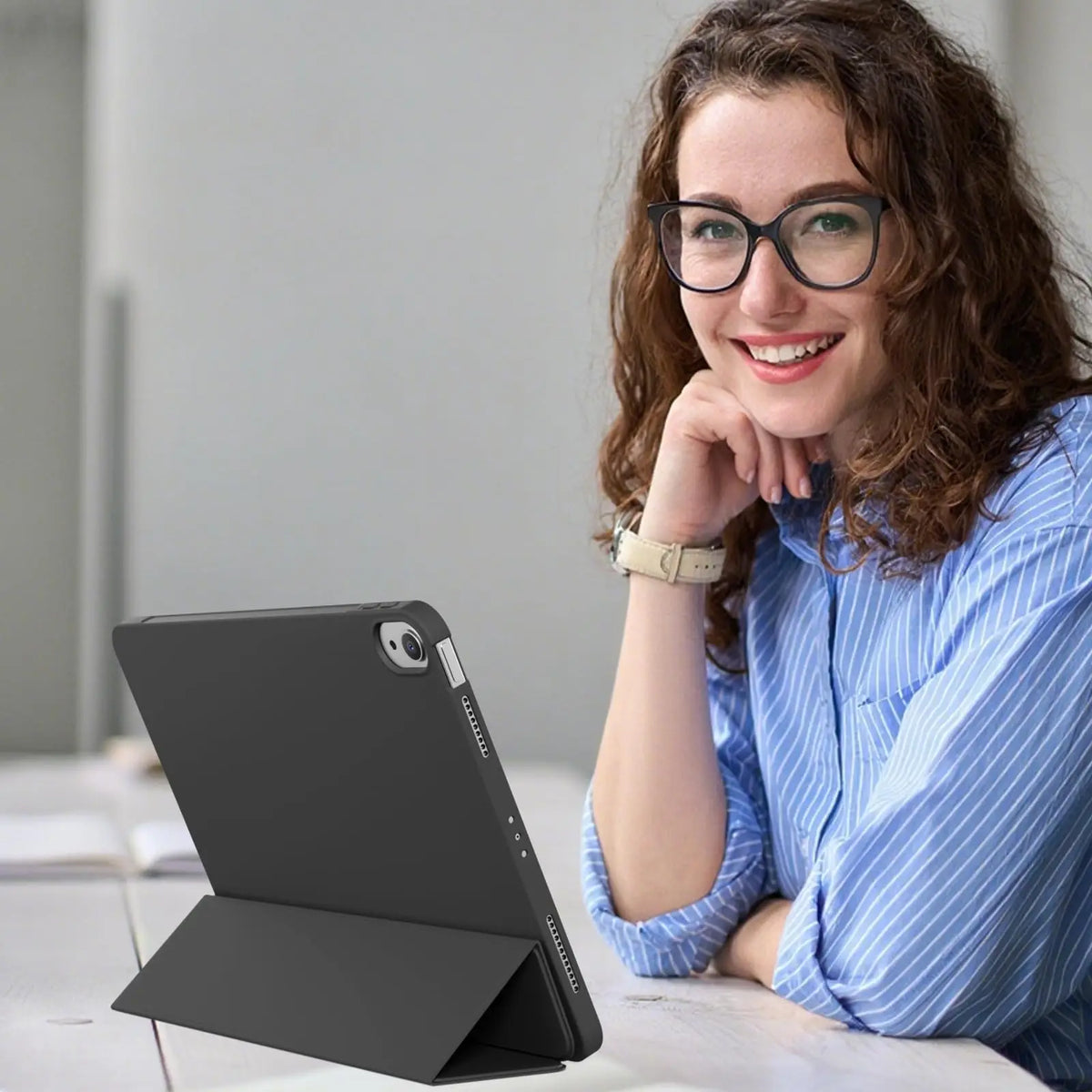 Magnetic Smart Folio Tablet Cover